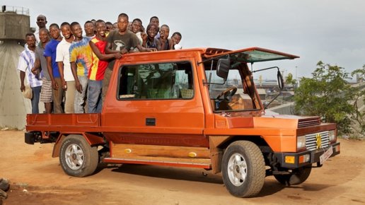 Картинка: Сборка в темноте и деревянные вертолеты: безумные проекты африканского автопрома