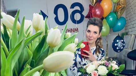 Картинка: Амбициозная Ольга Скабеева отмечает день рождения!