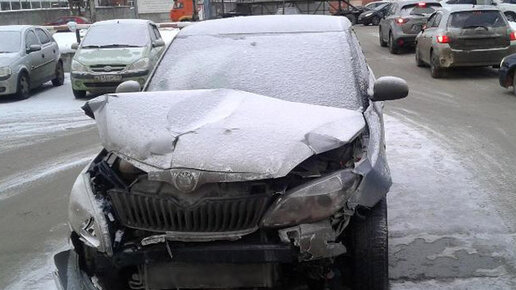 Картинка: ДТП в Перми: при столкновении двух легковушек пострадала женщина