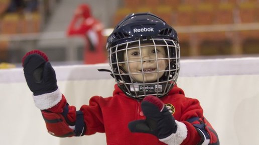 Картинка: Стоит ли отдавать ребенка в хоккей? Как попал я!