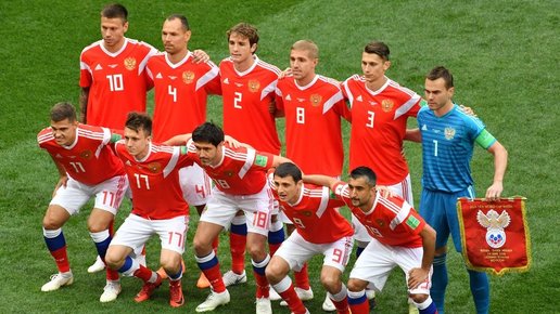 Картинка: Футбол в России больше чем футбол: мода на спортивные образы 