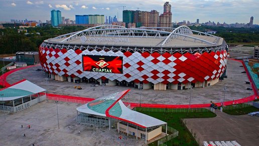 Картинка: Топ 5 самых больших и вместительных стадионов России.