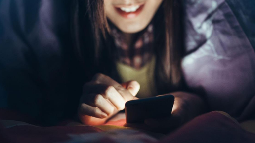 Картинка: Нужно ли отключать Wi-Fi на смартфоне ночью?