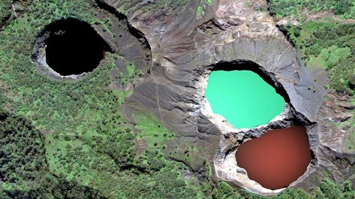 Картинка: Цветные озера вулкана Келимуту: чудо природы индонезийского острова Флорес