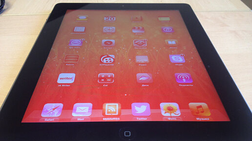 Картинка: Красный экран на iPad. Не спешите нести в сервис