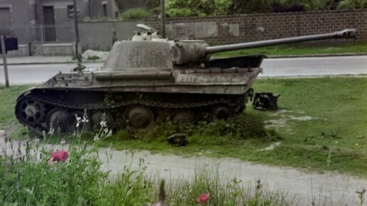 Картинка: Как очищали от танков поля Второй мировой: исторические фото