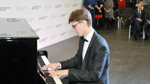 Картинка: 59 новых пианино получат нижегородские музыкальные школы