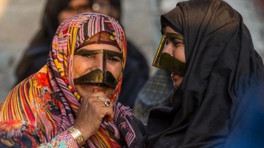 Картинка: Бурки и рубанды - чем закрывают лицом женщины Ирана