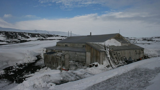 Картинка: Заброшенный лагерь Роберта Скотта в антарктике и печальная история его экспедиции