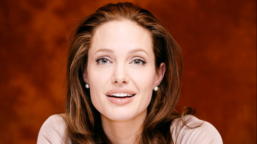 Картинка: Анджелина Джоли: биография, личная жизнь