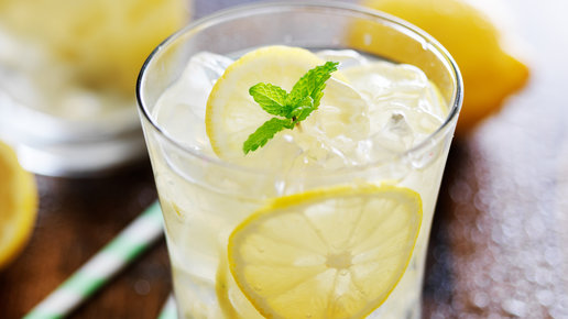 Картинка: 10 причин, почему полезно употреблять лимон и воду...