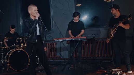 Картинка: В Екатеринбурге из-за тумана отменили концерт альтернативной рок-группы Даны Соколовой