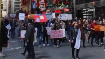 Картинка: Митинг в Нью-Йорке