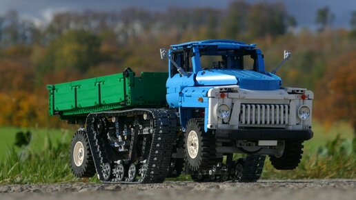 Картинка: 35 лет назад в СССР был построен полугусеничный грузовик ГАЗ-53 - в Европе создали такую модель из Lego
