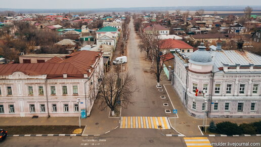 Картинка: Провинциальный городок Павловск с высоты птичьего полёта, назад в СССР