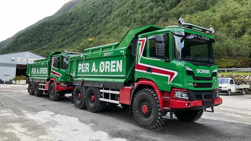 Картинка: Небольшие грузовики Scania для перевозки 30-тонных грузов - новые G500 XT с полным приводом