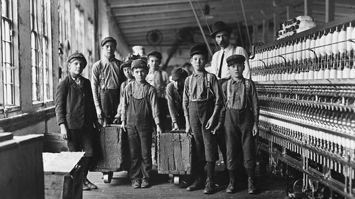 Картинка: Как государство, в начале 20 века, сдерживало рабочих от революции?