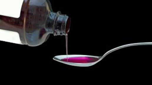 Картинка: Обзор эффективных сиропов, которые рекомендованы при сухом кашле: противокашлевые, отхаркивающие препараты