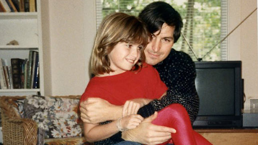 Картинка: Дочь Стива Джобса написала книгу о сложных взаимоотношениях с отцом