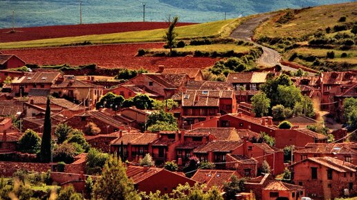 Картинка: Вы ЭТО должны увидеть! Разноцветные деревни Испании