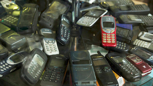 Картинка: Стало известно, когда в России окончательно исчезнут кнопочные телефоны