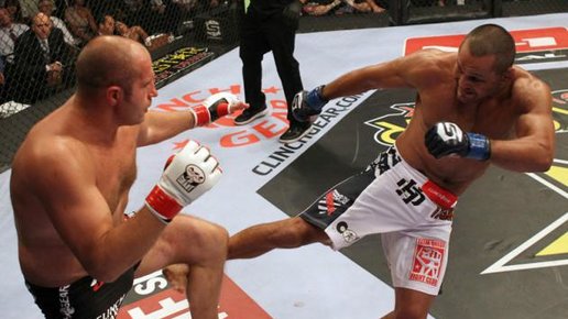 Картинка: ТОП 25 боев за предлами UFC