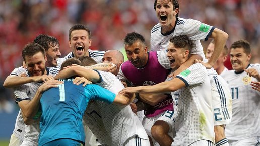 Картинка: Как Москва всю ночь отмечала победу сборной России над Испанией 