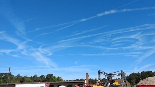 Картинка: Командир эскадрильи бомбардировщиков ВВС США уволен за неприличные рисунки в небе