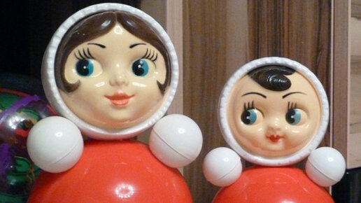 Картинка: Игрушки советских детей: неваляшки