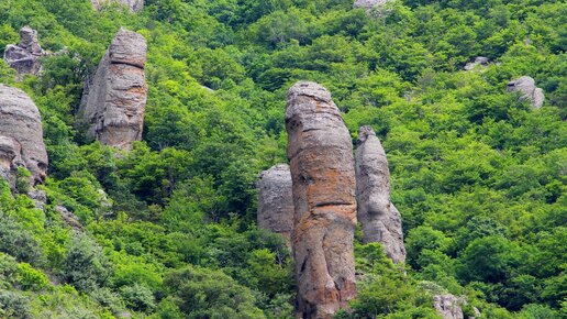 Картинка: Самая таинственная и живописная долина Крыма