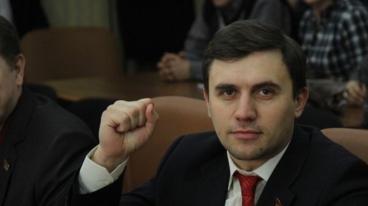 Картинка: Депутат из Саратова поставил на место чиновников и Правительство РФ.