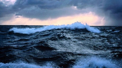 Картинка: #24 В Крым на ПМЖ. Сильнейший шторм на море и Обед за 150 рублей