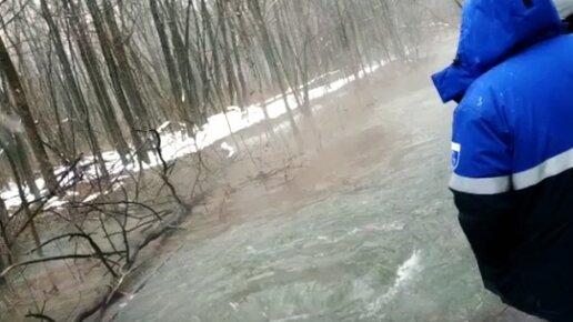 Картинка: Бурлящее озеро: опубликовано видео с места серьезного порыва водовода в Воронеже