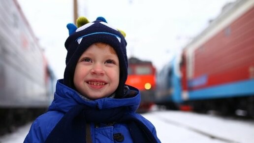Картинка: Волонтёры исполнили мечту тяжело больного мальчика из Иркутска стать машинистом поезда