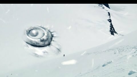 Картинка: Рассматривая Антарктиду из космоса, ученые удивились. Вот что лежит подо льдом. Тайны мира