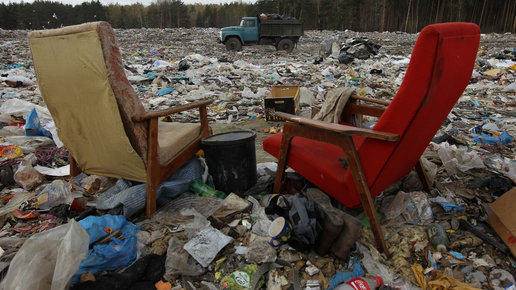 Картинка: Как Саратовский чиновник борется с мусором с помощью Фотошопа