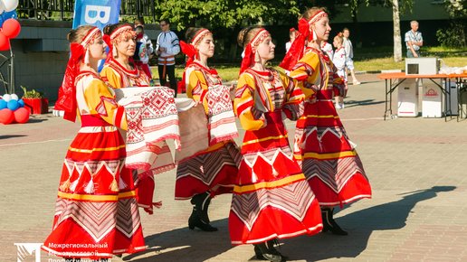 Картинка: Праздник двора, или как в 15-м округе города Белгорода отметили День России
