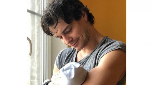 Картинка: Максим Матвеев опубликовал первое фото рожденного сына