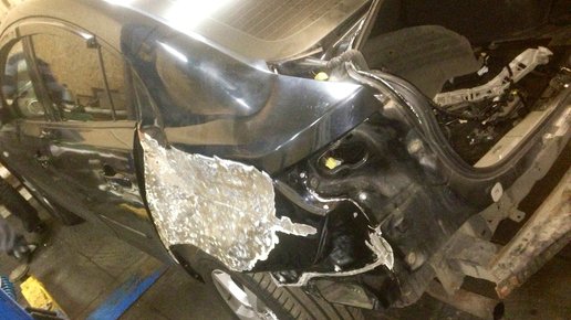 Картинка: Ремонт заднего крыла Mazda 3 после дтп с грузовым авто