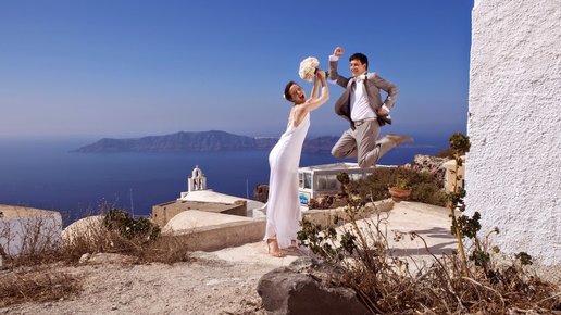 Картинка: Как самостоятельно организовать свадьбу на Санторини с минимальным бюджетом