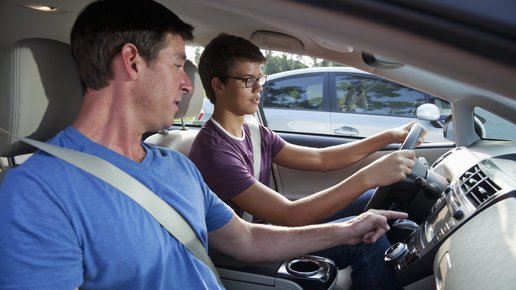 Картинка: Стоимоcть и особенности обучения на водительские права в Германии