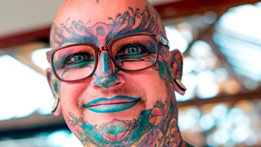 Картинка: Необычные татуировки, которые делали себе люди