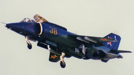 Картинка: Первый советский самолет вертикального взлета