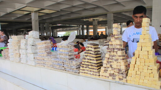 Картинка: Что продают на рынке Сиаб в Самарканде