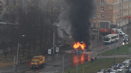 Картинка: Пожар в троллейбусе