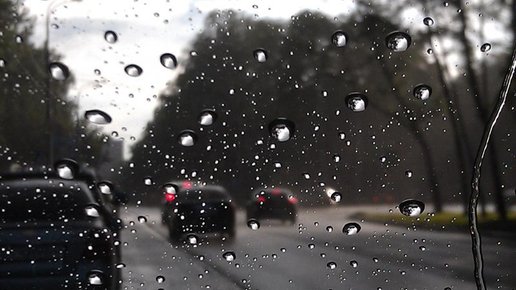 Картинка: Как безопасно водить автомобиль в дождливую погоду?