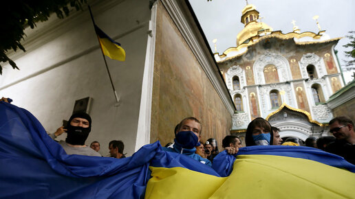 Картинка: Украинские националисты готовят захват Киеве-Печерской лавры