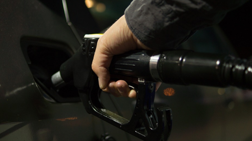 Картинка: Цены на бензин выросли на 14%
