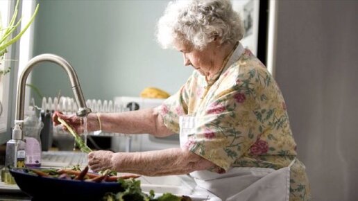 Картинка: 5 черт экономных пожилых людей, которые редко встречаются у молодежи