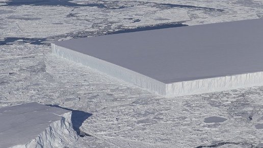 Картинка: Огромный айсберг откололся от Антарктиды (Фото, Видео)